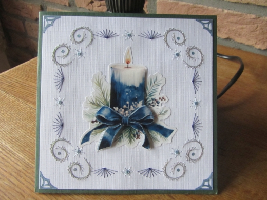 202517 Handgestickte Karte mit Kerze