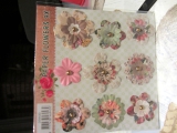 DS94307 Paper Flowers 9 Stck mit Brads