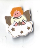 Holzengel mit goldenen Flgeln