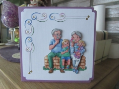 202041 Handgestickte Karte mit Großeltern und Enkeln
