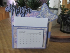 Kalender 4 in lila