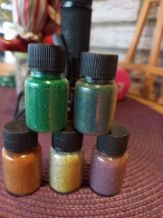 GP12 Glasperlen12 5 kleine Flaschen