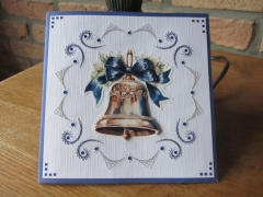 202516 Handgestickte Karte mit Glocke